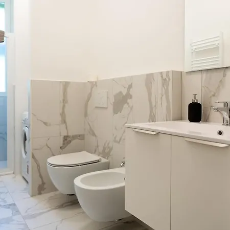 Apartamento 15min Metro Duomo - Rho Fiera - Skyscraper Kitchen *